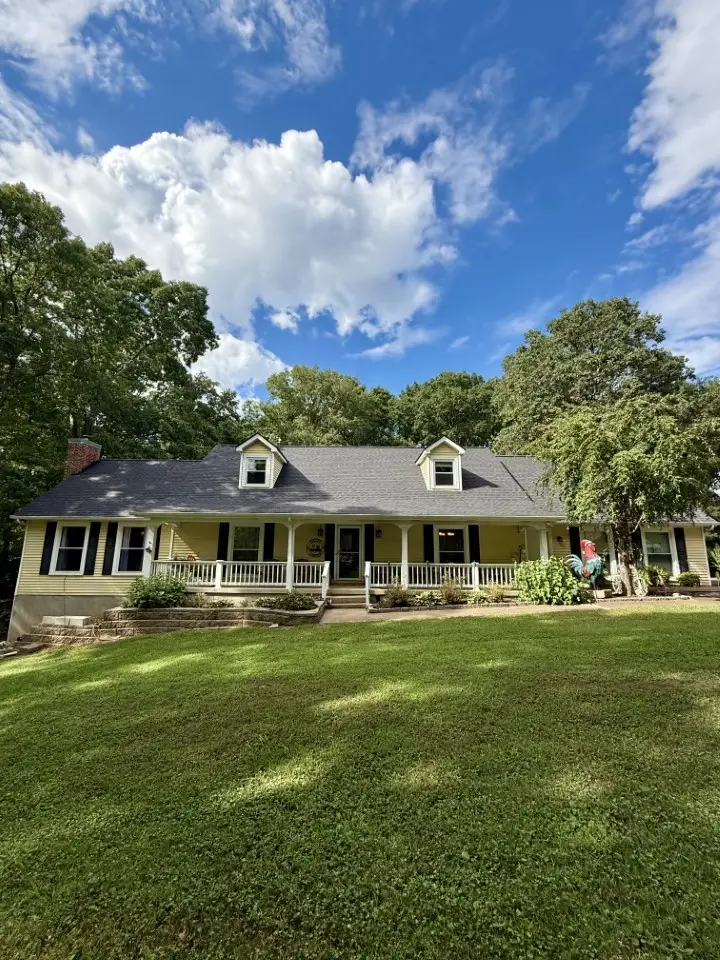 2290 Grandview Dr W, Lawrenceburg, TN 38464 - Image #1