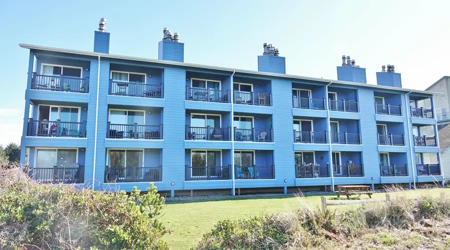 835 Ocean Shores Boulevard Nw #206, Ocean Shores, WA 98569 - #2