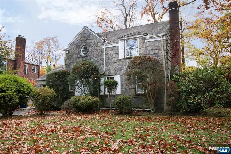 84 Howard Park Dr, Tenafly, NJ 07670 - Image #2