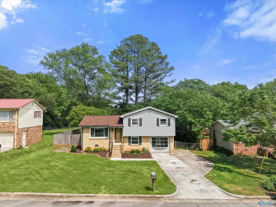 5008 Nail Road Nw, Huntsville, AL 35810 - #2