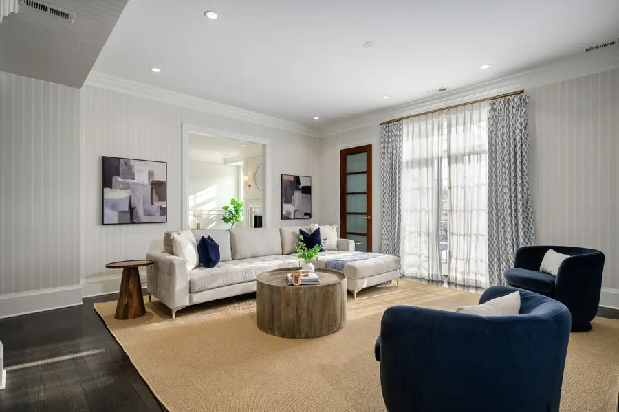 1919 N Sheffield Avenue #2, Chicago, IL 60614 - #3