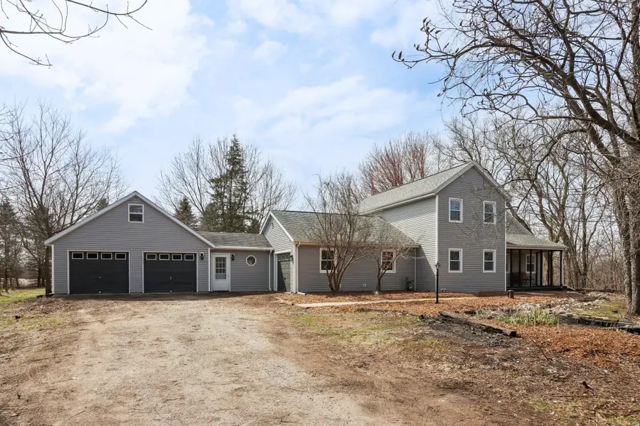 N87W36989 Mapleton Rd, Oconomowoc, WI 53066 - #3