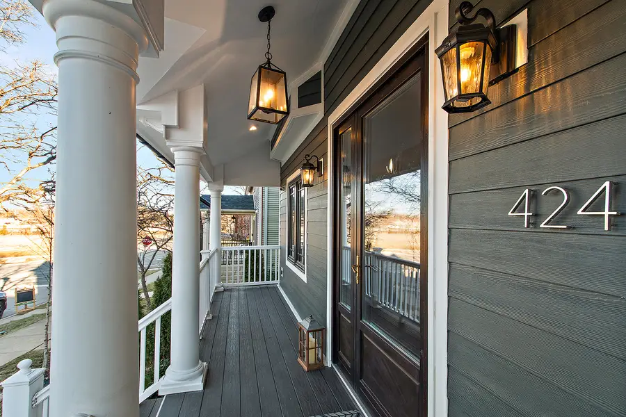 424 E Maple Avenue, La Grange, IL 60525 - #3