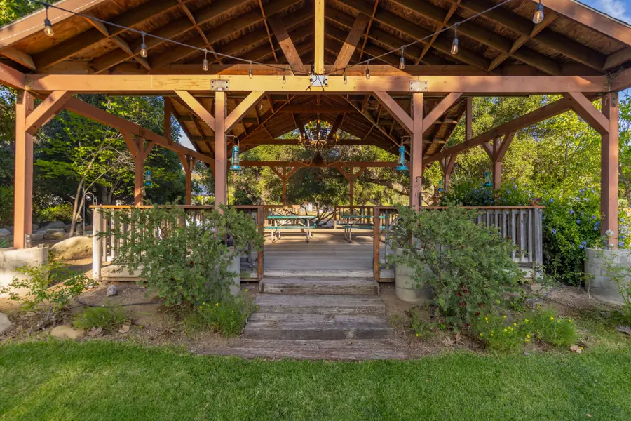 560 Riverside Road, Oak View, CA 93022 - #3