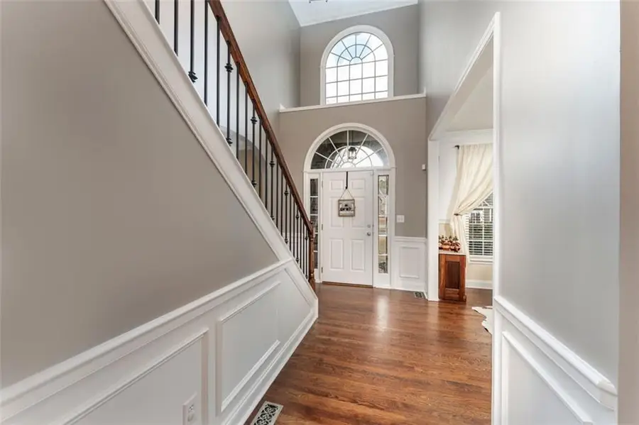 2563 Irwin Lake Overlook, Marietta, GA 30064 - Image #3