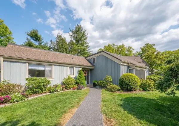 977 Heritage Village #B, Southbury, CT 06488