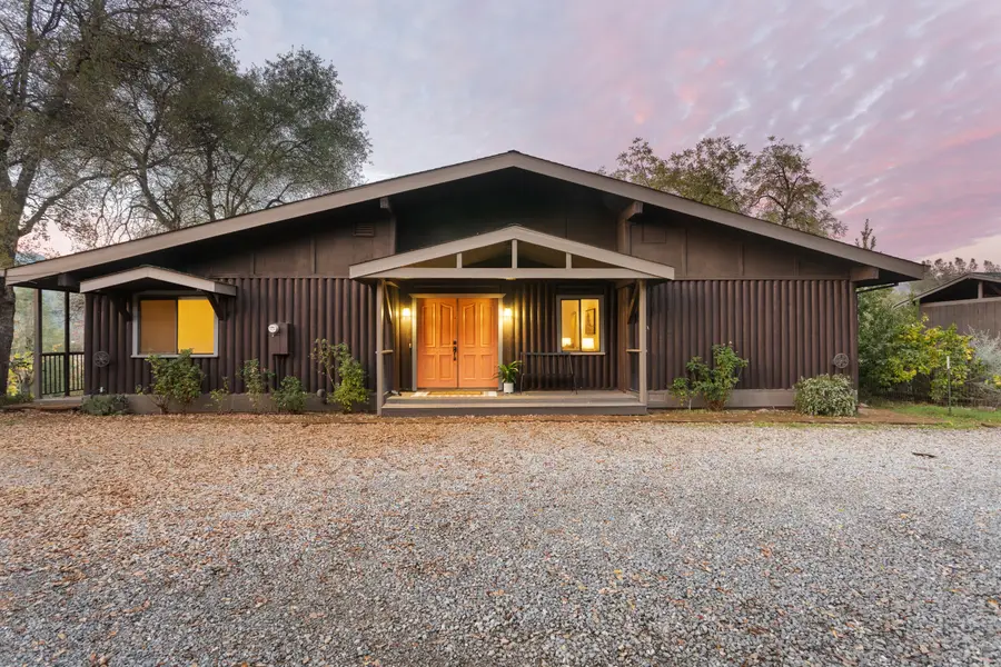 19606 Fish Hill Lane, Redding, CA 96003 - Image #2