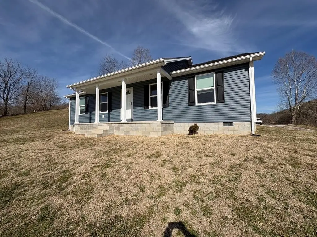 875 Gardner Dr., West Liberty, KY 41472 - #1