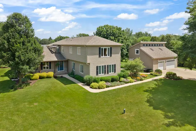 9N859 Channel Court, Elgin, IL 60124 - #1