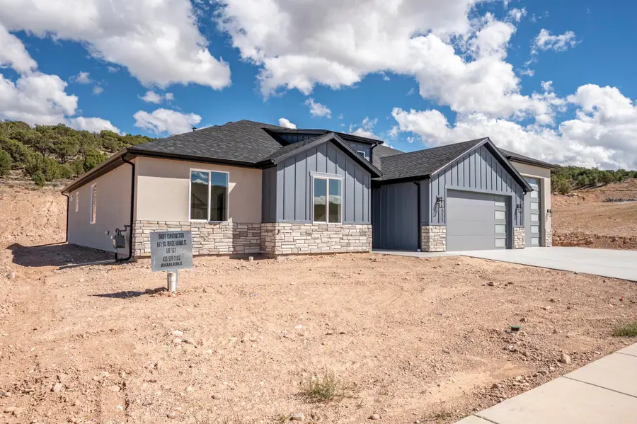611 S Renze Adams St, Cedar City, UT 84720 - #3