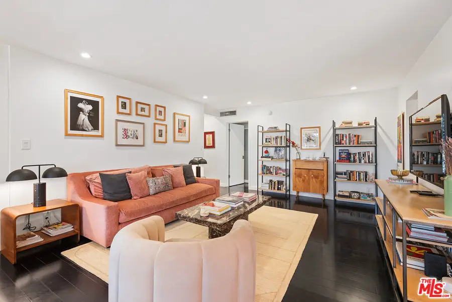 165 N Swall Drive #201, Beverly Hills, CA 90211 - Image #3