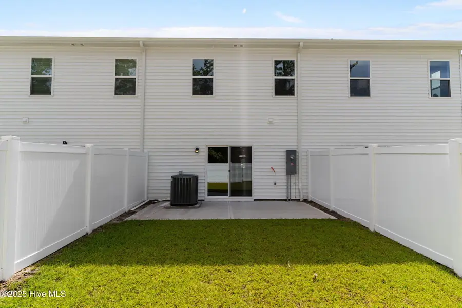 1042 Ben Thomas Dr Ne , # 2, Leland, NC 28451 - Image #3