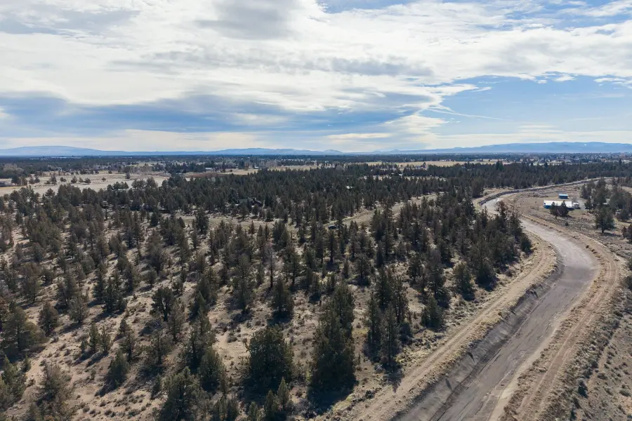 63725 Hughes Road, Bend, OR 97701 - #2