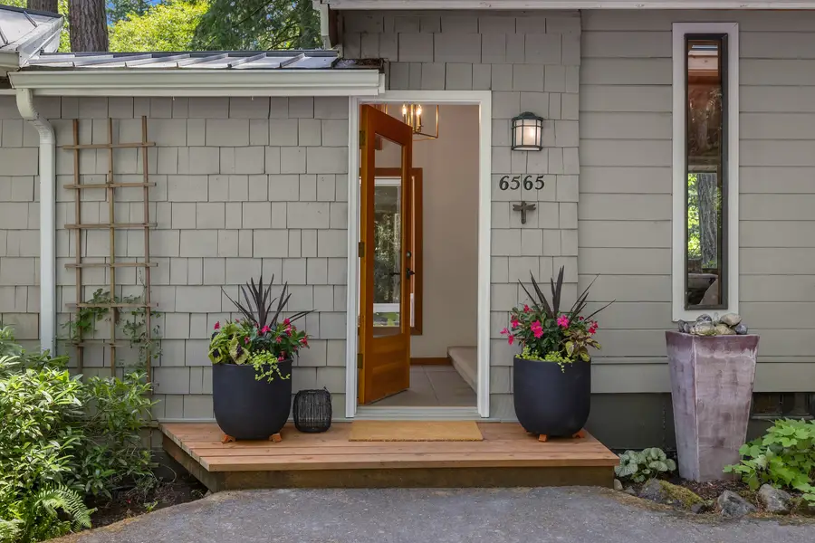 6565 NE Island Center Rd., Bainbridge Island, WA 98110 - #2