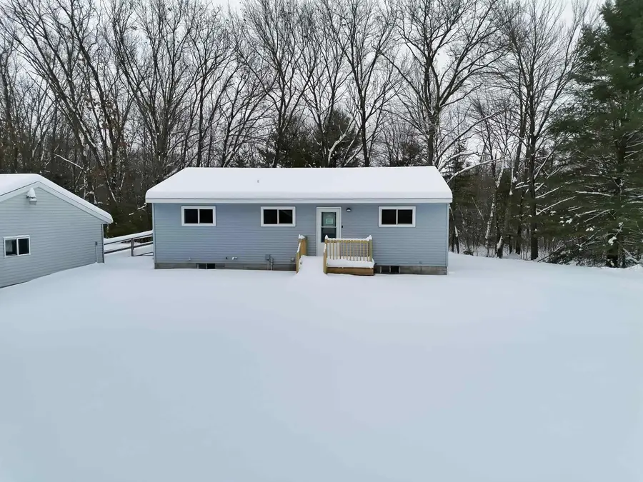 W5681 OAK LANE, Princeton, WI 54968 - Image #2