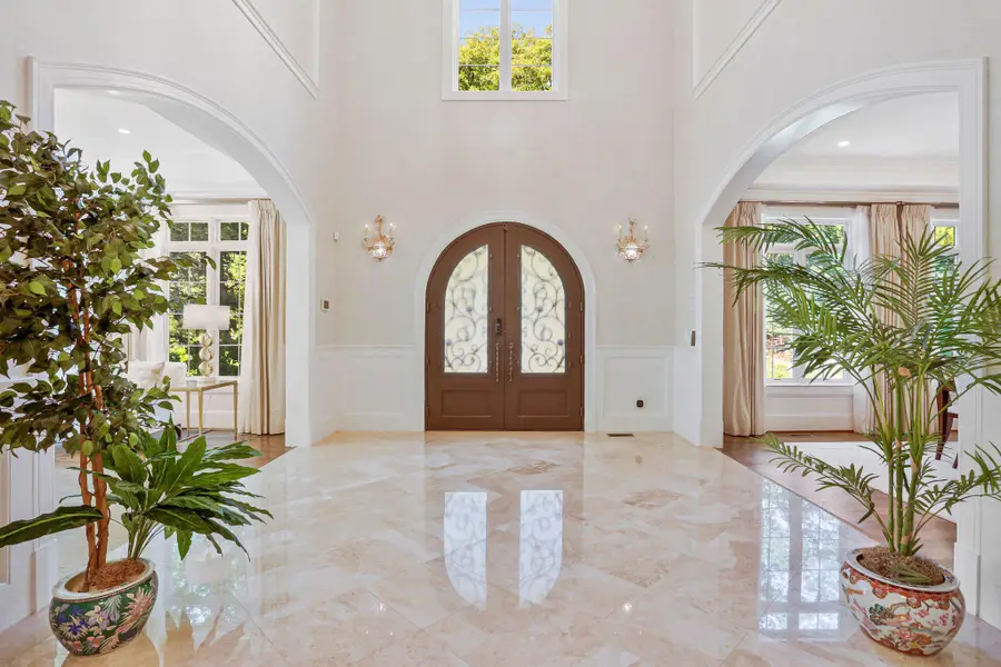 6700 Lupine Ln, McLean, VA 22101 - #3
