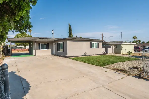 109 S Joyce Avenue, Rialto, CA 92376