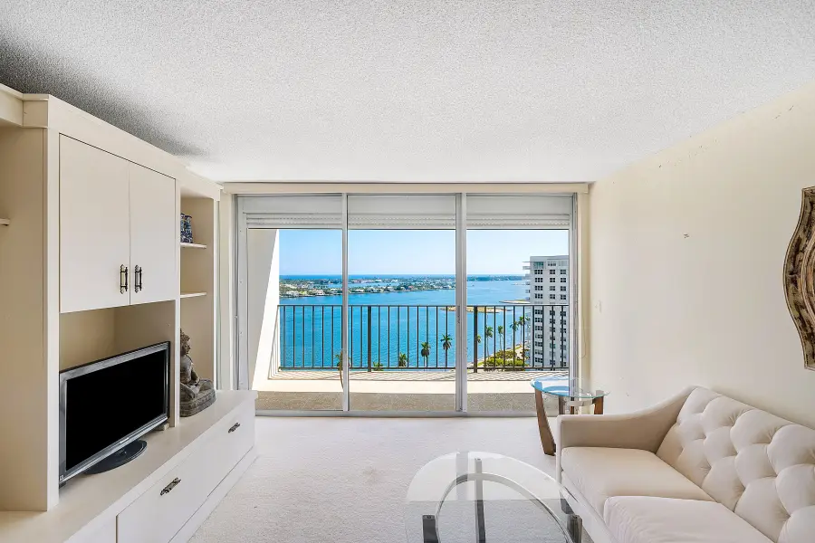 1701 S Flagler Drive #1806, West Palm Beach, FL 33401 - #3