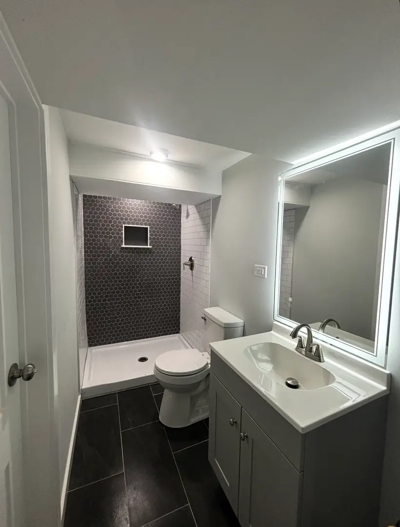 10030 S Luella Avenue, Chicago, IL 60617 - Image #3