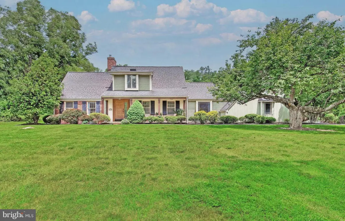6 Aqua Ter, Pennington, NJ 08534 - #1