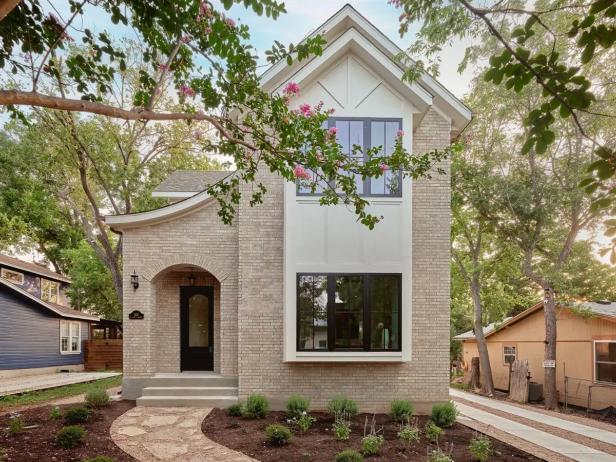 404 W 55th 1/2 St, Austin, TX 78751 - #1