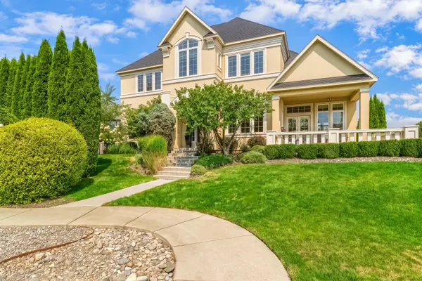 1017 SE Crestlane Drive, College Place, WA 99324