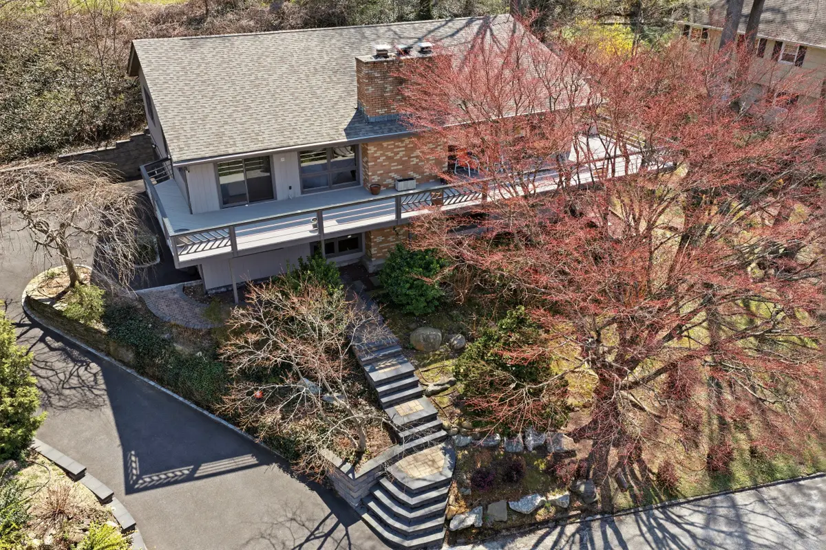 6 Laurel Way, Sea Cliff, NY 11579 - #1