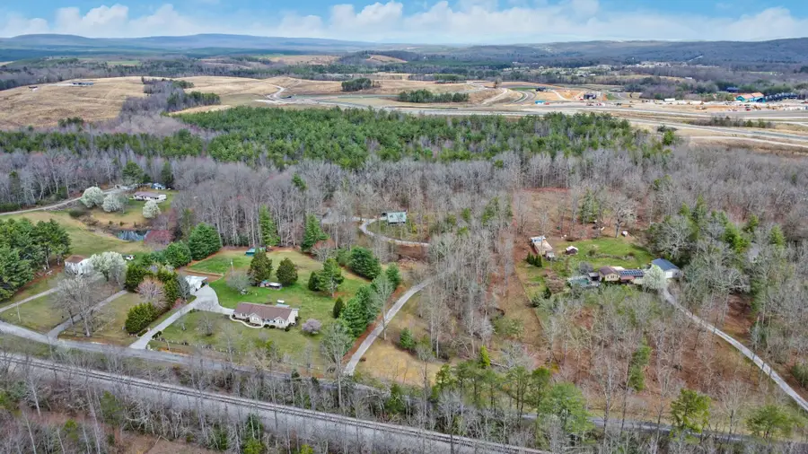 1318 W End Rd, Rockwood, TN 37854 - #3