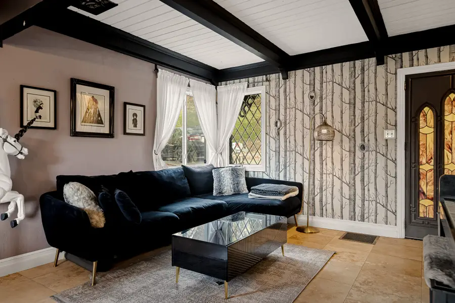 23935 Zurich, Crestline, CA 92325 - Image #3