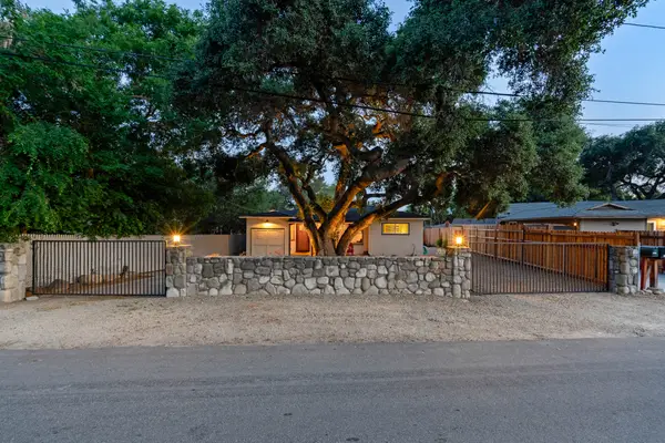 690 Riverside Road, Oak View, CA 93022
