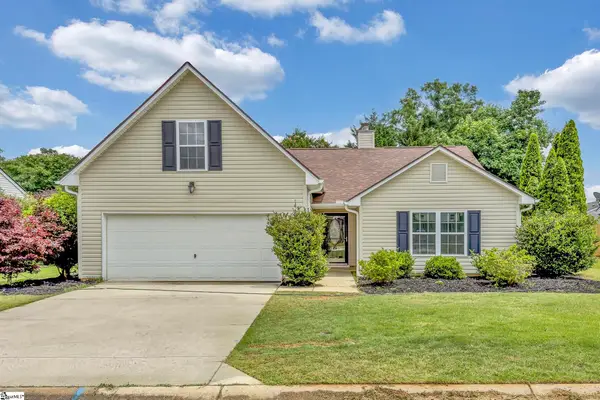 4 Raleigh Court, Simpsonville, SC 29681
