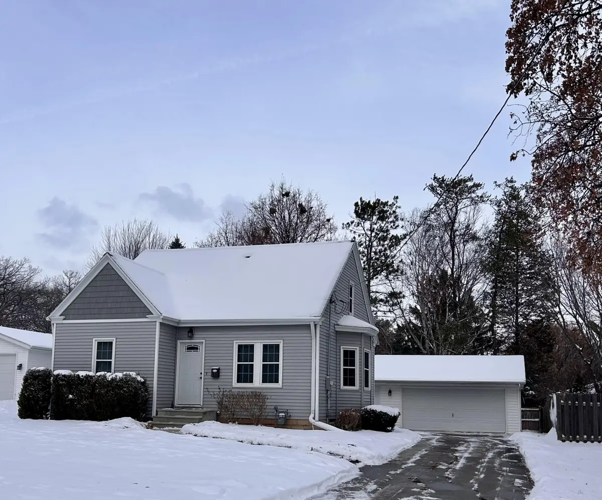 221 BEAUPRE STREET, Green Bay, WI 54301 - Image #1