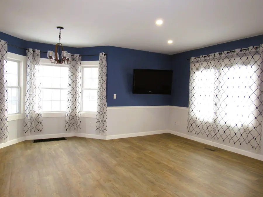 221 BEAUPRE STREET, Green Bay, WI 54301 - Image #3