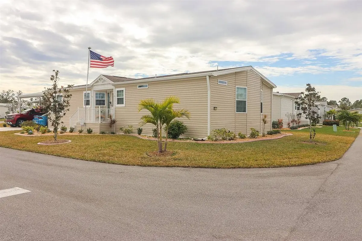 12116 Sw County Rd. 769 #106, Lake Suzy, FL 34269 - Image #1