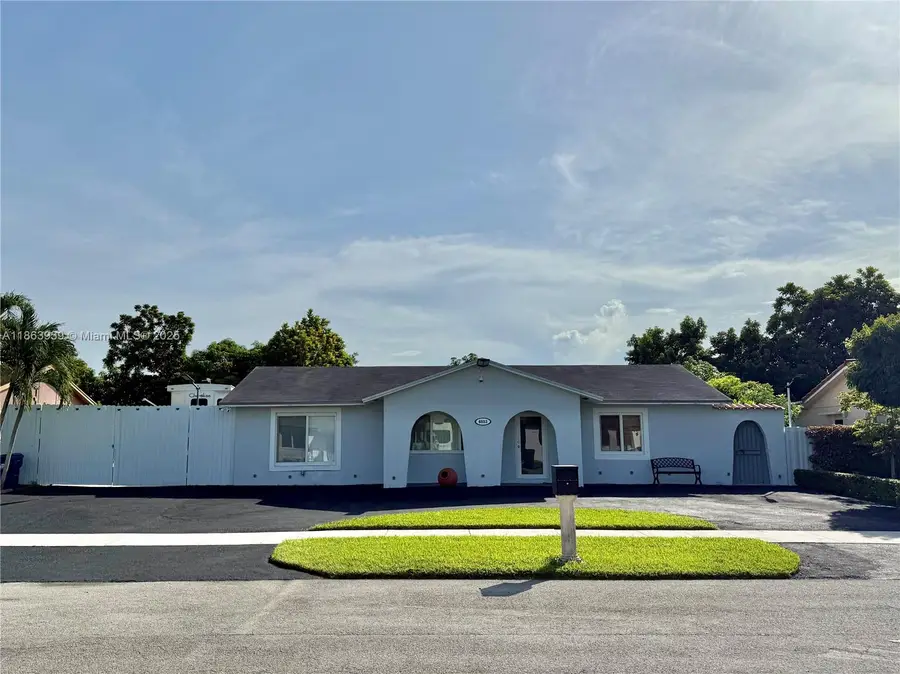 6553 SW 148th Pl, Miami, FL 33193 - #2