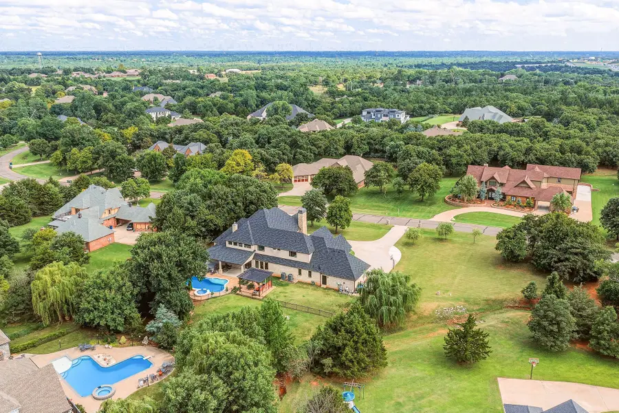 2808 Perth Drive, Edmond, OK 73013 - #2