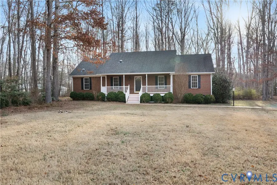9281 Forestdale Dr, Amelia Court House, VA 23002 - #3