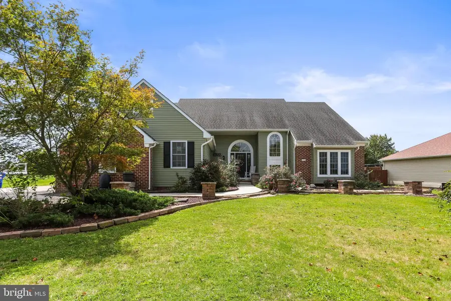 206 Fairview Dr, Hanover, PA 17331 - #2