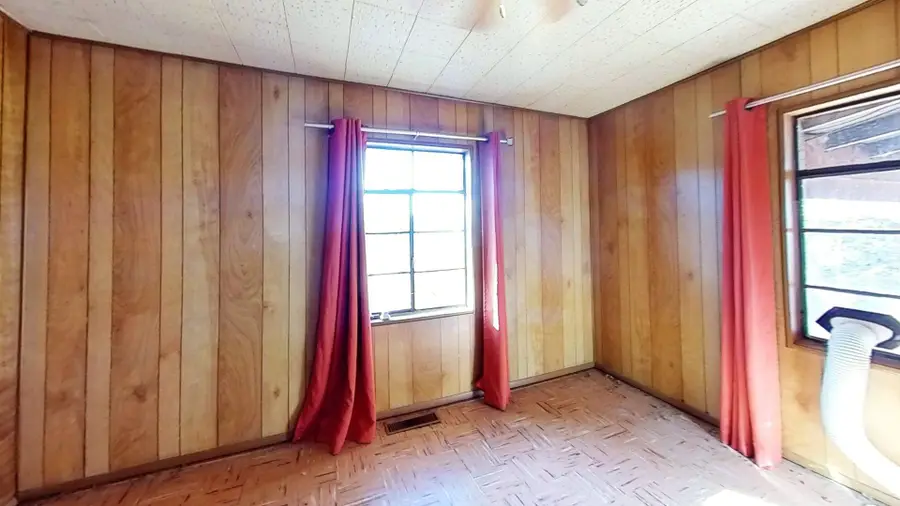 607 E Hill Avenue, Gallup, NM 87301 - #3