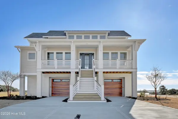 26 Solstice Way, Hampstead, NC 28443