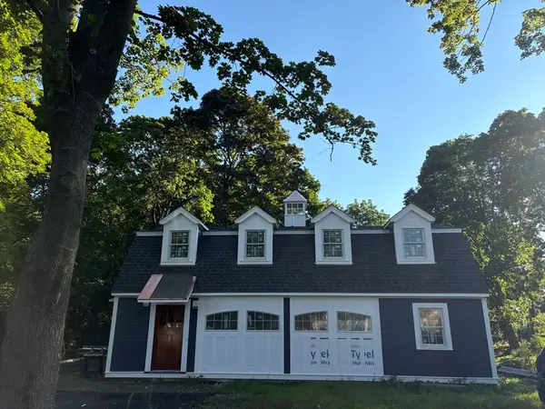 350 High #B, Newburyport, MA 01950
