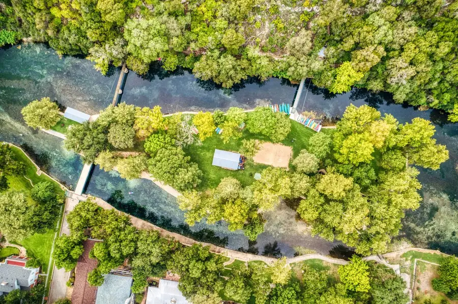 353 Lakeview Boulevard, New Braunfels, TX 78130 - Image #3