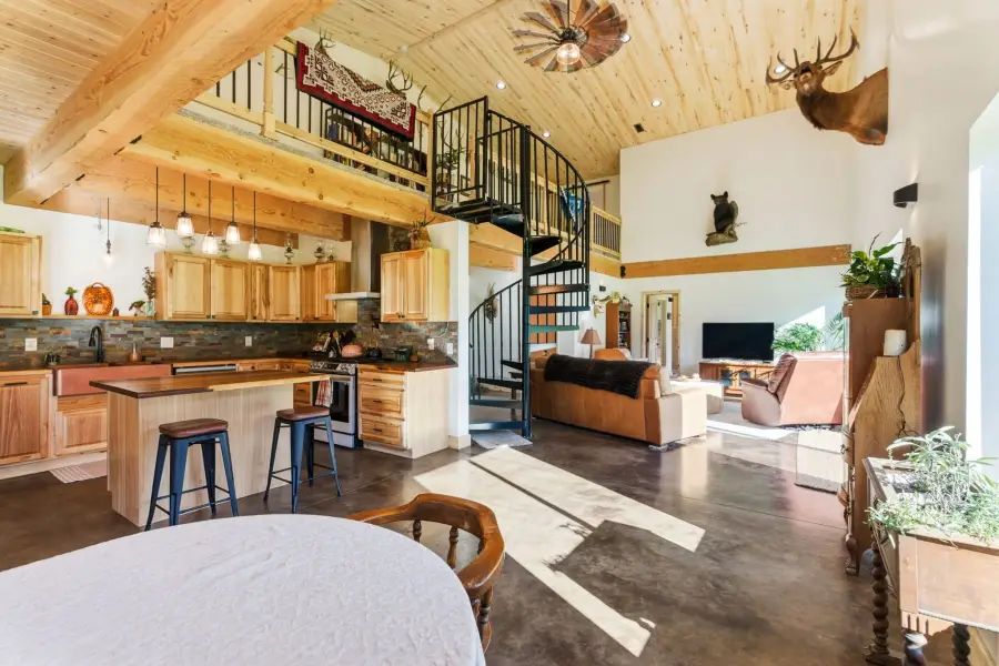 314 E Valley Rd, Skamokawa, WA 98647 - Image #3