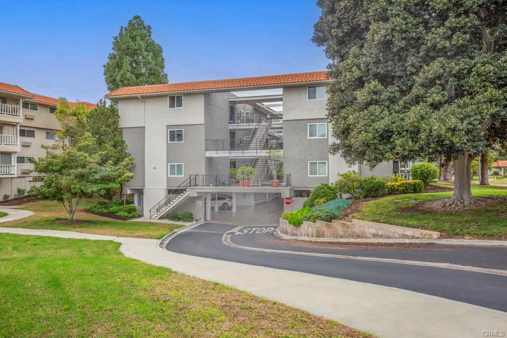 2402 Via Mariposa W Unit 1c, Laguna Woods, CA 92637 - #1