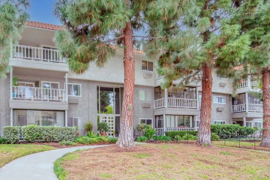 2402 Via Mariposa W Unit 1c, Laguna Woods, CA 92637 - #3