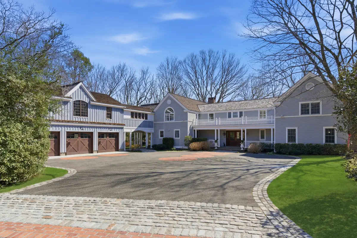 395 W Neck Road, Lloyd Harbor, NY 11743 - #1