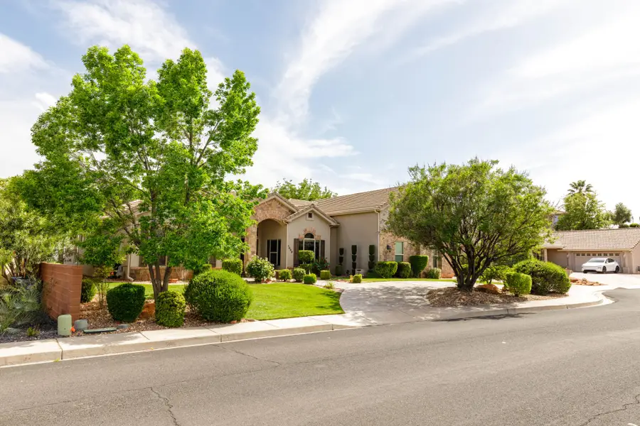 1099 W Broadstone Ct, Washington, UT 84780 - #2