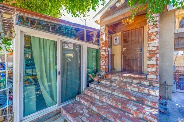 307 N Kern Avenue, East Los Angeles, CA 90022