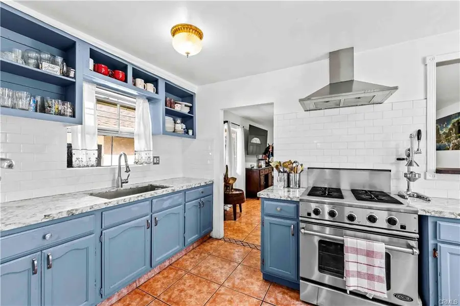 307 N Kern Avenue, East Los Angeles, CA 90022 - #2