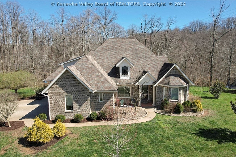 19 Windy Meadow Court Scott Depot WV 25560 BHGRE